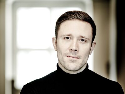 La Chiesa mit Roberto González-Monjas